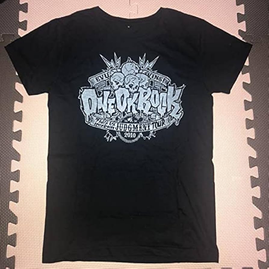 ONE OK ROCK　直筆サイン入りTシャツ　ワンオク ONE OK ROCK ワンオク Tシャツ サイズM - メルカリ